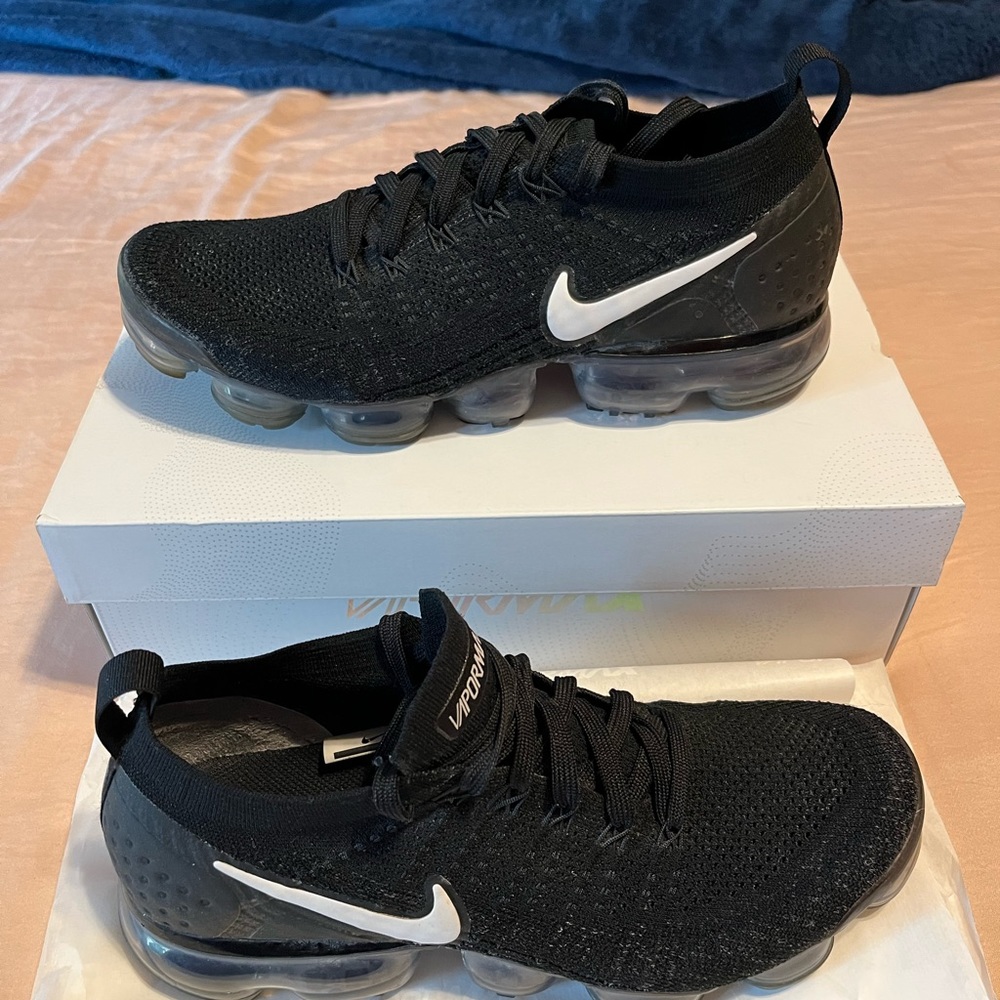 WOMENS NIKE AIR VAPORMAX FLYKNIT 2 WITH BOX